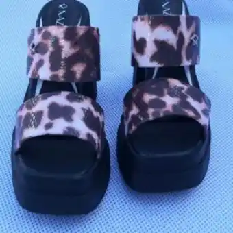 Nazaria Adelanto verano 23 sandalias art.20 oferta