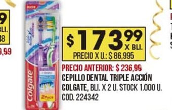 Coto Cepillo Dental Triple Acción Colgate oferta
