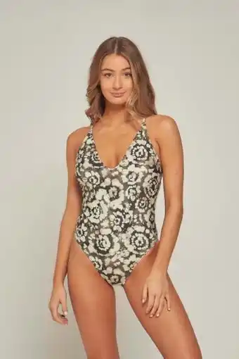 Luz de Mar Entera escote v – tarawa oferta