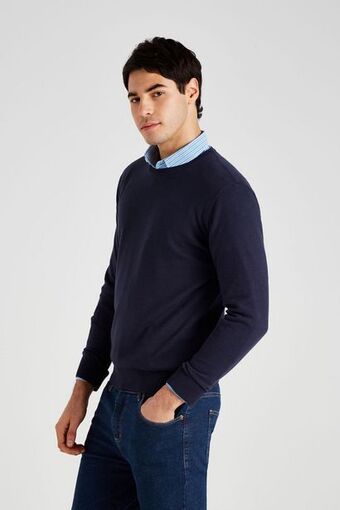 Sweater liso azul marino