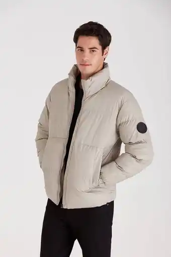 Macowens Campera inflada lisa clásica crudo oferta