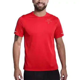 Sporting Remera nike miler run division de hombre oferta