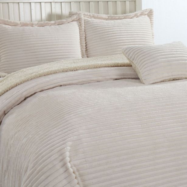 Blancoamor Acolchado microfibra c/corderito queen c/funda( set stripes/corderito con shams) oferta