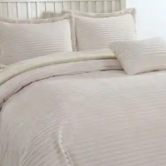 Blancoamor Acolchado microfibra c/corderito queen c/funda( set stripes/corderito con shams) oferta