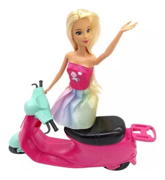 Creciendo Poppi kiara y su moto oferta