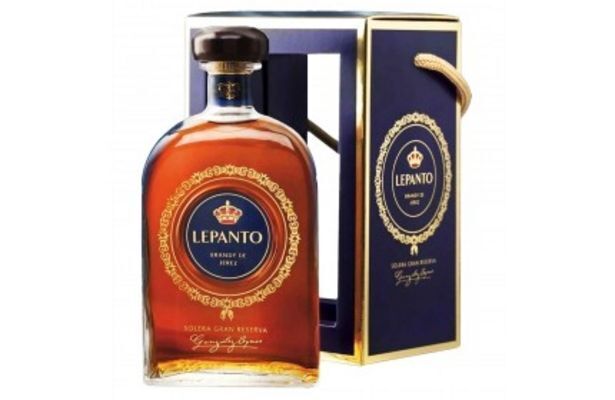 Vinoteca Ligier Lepanto 700 con estuche oferta