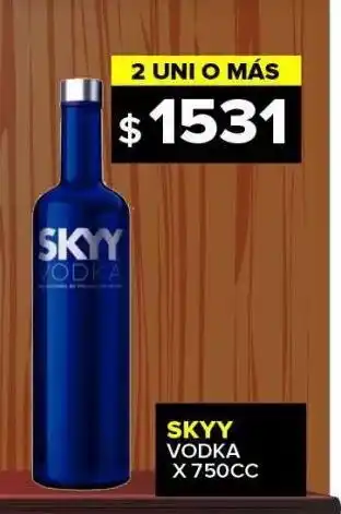 Carrefour Maxi Vodka skyy x 750cc oferta