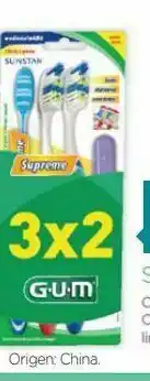 Farmacity Cepillo mediano con limpiador lingual 3un. oferta