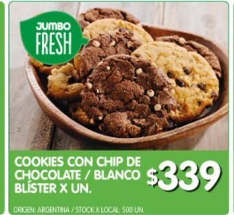 Jumbo Cookies con chips de chocolate/blanco blister x un oferta