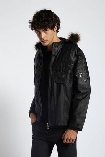 Campera de microfibra negra