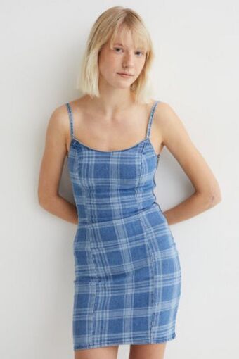 H&M Figurbetontes kleid Angebot