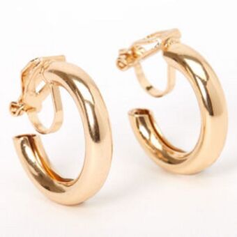 Claire's Gold 20mm tube hoop earrings Angebot