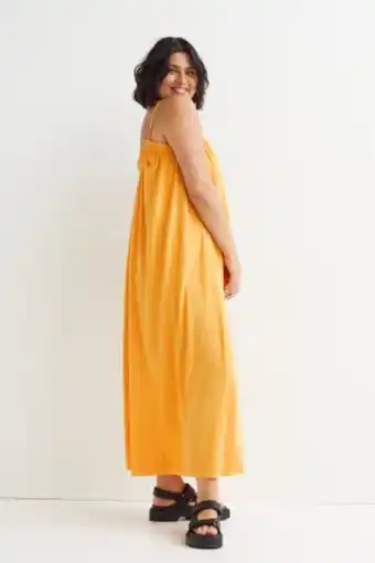 H&M H&m+ kleid aus modalmischung Angebot