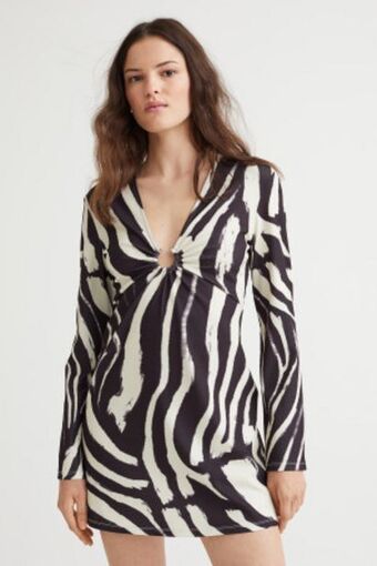 H&M Kleid mit v-ausschnitt Angebot