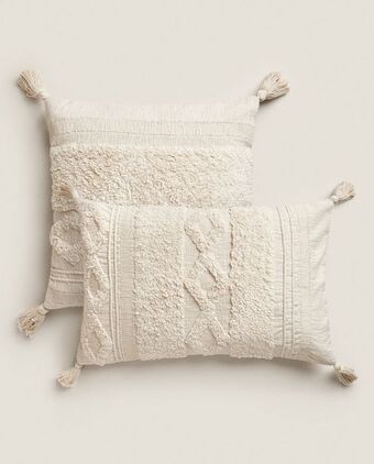 ZARA HOME Kissenbezug mit troddeln Angebot