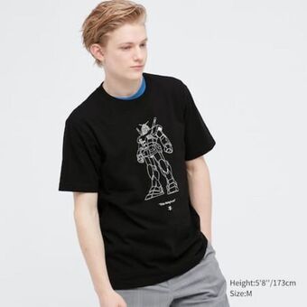 UNIQLO Gundam ut graphic t-shirt Angebot