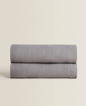 ZARA HOME Tagesdecke aus naturfarbenem leinen Angebot