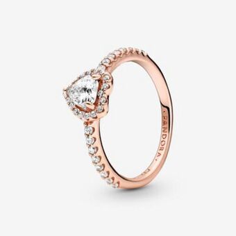 Funkelndes erhabenes herz ring