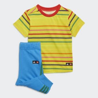 Adidas Adidas x classic lego t-shirt und 3/4-hose set Angebot