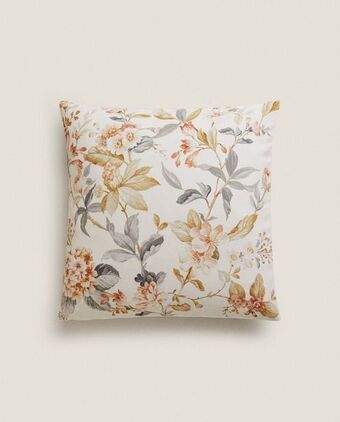 ZARA HOME Geblümter kissenbezug Angebot