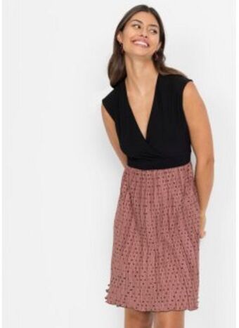 Kleid mit bedrucktem rock