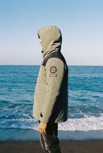 Jacke mit kapuze