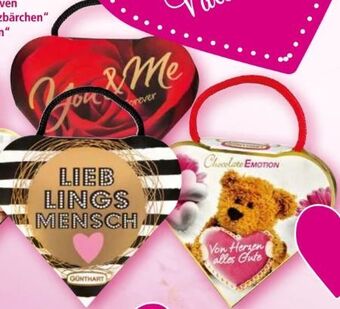 Geschenkherz mit pralinen