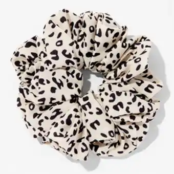 Claire's Giant cream animal print hair scrunchie Angebot