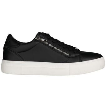 New Yorker Sneaker low Angebot