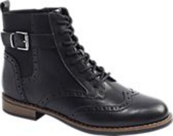 Deichmann Schnürboots in schwarz mit lyralochung Angebot