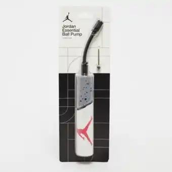 Essential ball pump intl