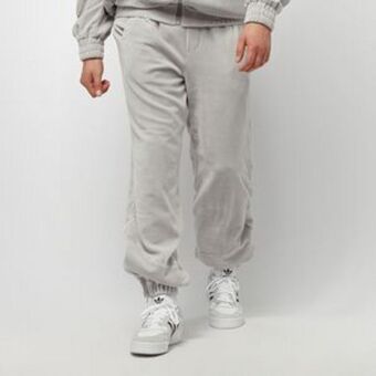Snipes Classic logo essential velours trackpants Angebot