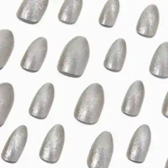 Claire's Silver cat eye stiletto vegan faux nail set - 24 pack Angebot