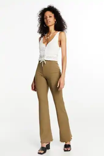 Leggings mit ausgestelltem bein