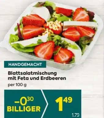 Billa Blattsalatmischung mit Feta und Erdbeeren per 100 g Angebot