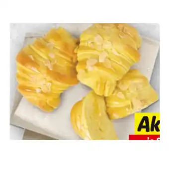 Lidl Briocheteig Croissant mit Cremefüllung Lidl 1 Stück Angebot