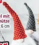 Norma Wichtel mit Strickmütze Angebot