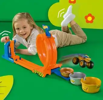 Interspar Hot Wheels Monster Trucks Loop & Flip Bigfoot Angebot