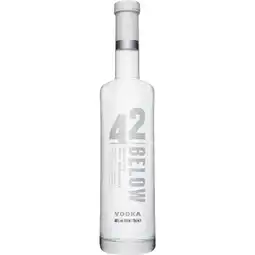 Metro Below 42 Vodka, Preisangabe ohne MwSt. (Preis inkl. MwSt. 16,19 €), METRO Angebot