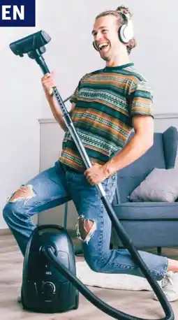 Hofer AEG Bodenstaubsauger Clean 3000 Angebot