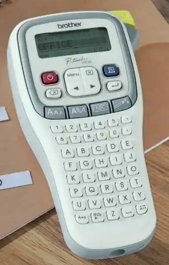 Beschriftungsgerät PT-H105