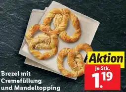 Lidl Brezel mit Cremefüllung und Mandeltopping Angebot