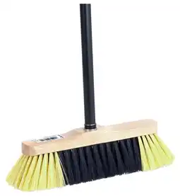 Möbelix Besen „MIT STIEL“ 61990056 Möbelix Angebot