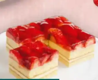 Billa BILLA PLUS Konditorei Erdbeerschnitte Angebot