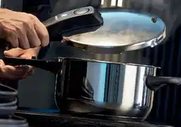XXXLutz Schnellkochtopf Perfekt One Angebot