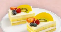 Billa BILLA PLUS Konditorei Joghurtschnitte mit Früchten Angebot