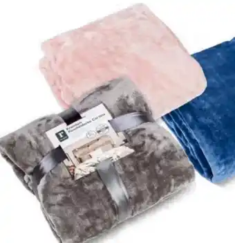 Interspar Rubin Premium Kuscheldecke Cortina Angebot