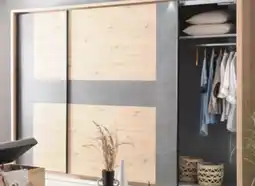 Mömax Schwebetürenschrank Chanton Angebot