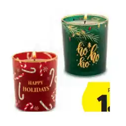 Hofer Weihnachtliche Duftkerze versch. Düfte und Designs HOFER Angebot