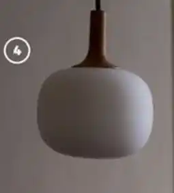 Grüne Erde Hängeleuchte Tando in Buche Angebot